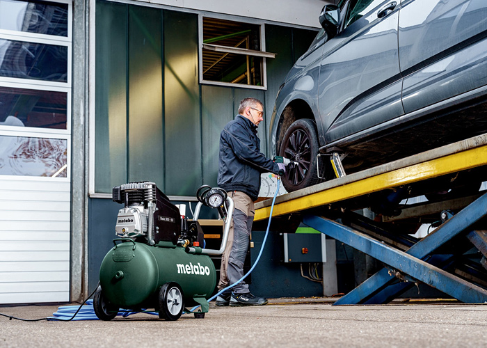 Компрессор METABO Basic 300-50