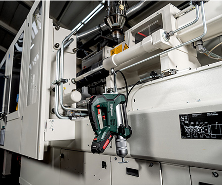 Аккумуляторный смазочный пистолет METABO FP 18 LTX (Каркас)