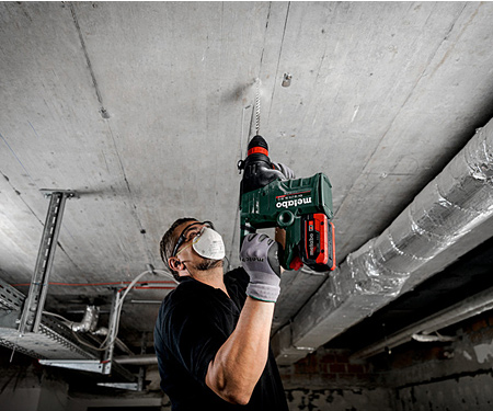 Акумуляторний перфоратор METABO KH 18 LTX BL 35 Q (2x5,5Ah, ASC 145, metaBox 185 XL)