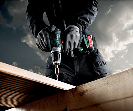 Аккумуляторная ударная дрель-шуруповерт METABO PowerMaxx SB 12 BL (2x2Ah)