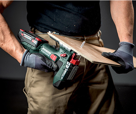 Аккумуляторный лобзик METABO ST 18 L 90