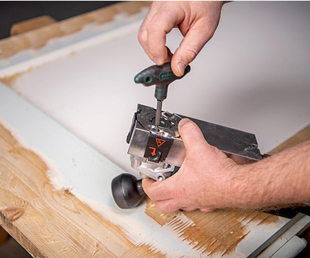 Фрезер для снятия лака METABO LF 850 S