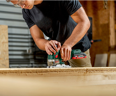 Аккумуляторный лобзик METABO STA 18 LTX 150 BL