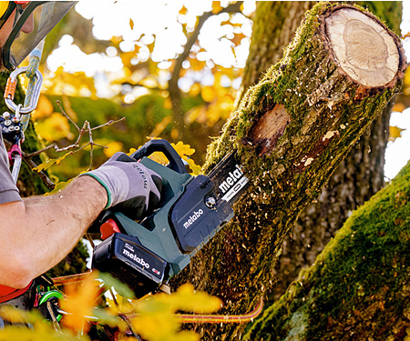 Аккумуляторная цепная пила METABO MS 18 LTX BL 25