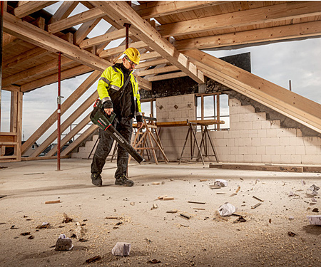 Аккумуляторная воздуходувка METABO LB 18 LTX BL (2x5,2Ah, ASC 55)