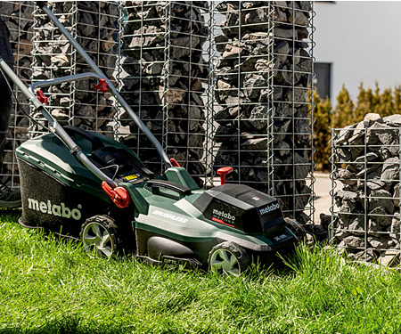 Газонокосилка METABO RM 36-18 LTX BL 36 (2x5,2Ah, 2x ASC55)