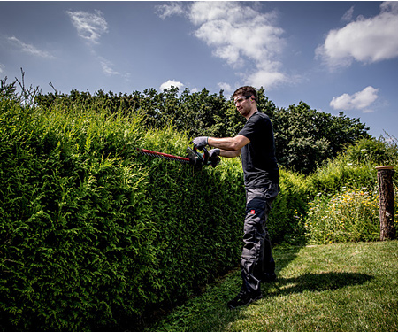 Аккумуляторный кусторез METABO HS 18 LTX 55 (2x 2,0Ah, SC 30)