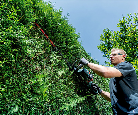 Аккумуляторный кусторез METABO HS 18 LTX BL 75 (Каркас)