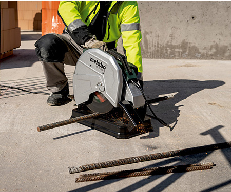 Монтажная пила METABO CS 22-355