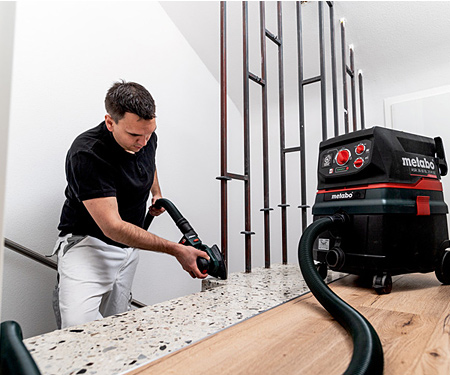 Аккумуляторная виброшлифмашина METABO Powermaxx SMA 12 BL + Metabox