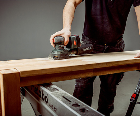 Аккумуляторная виброшлифмашина METABO SM 18 LTX BL (metaBOX 215)