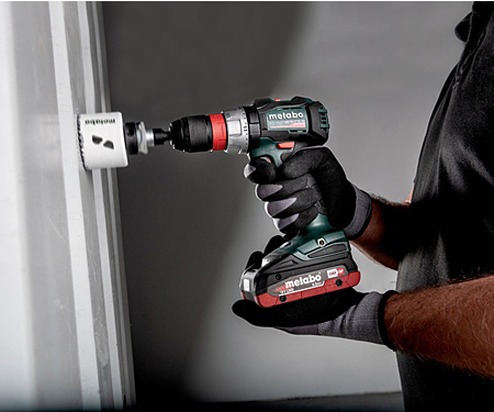 Аккумуляторная дрель-шуруповерт METABO BS 18 LT BL Q (Каркас)