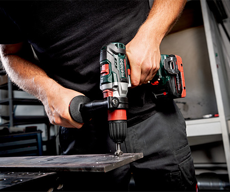 Аккумуляторный резьборез METABO GB 18 LTX BL Q I (5,5 Ач)