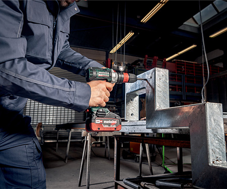 Аккумуляторный резьборез METABO GB 18 LTX BL Q I Каркас + MetaBox