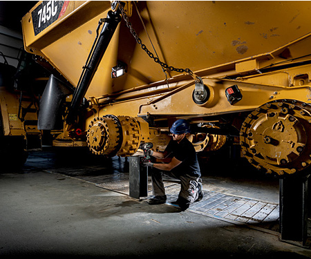 Акумуляторний ударний гайковерт METABO SSW 18 LTX 1750 BL (каркас, metaBOX 145 L)