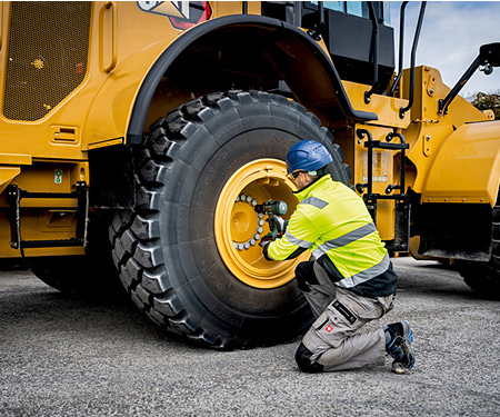 Акумуляторний ударний гайковерт METABO SSW 18 LTX 1750 BL (каркас, metaBOX 145 L)