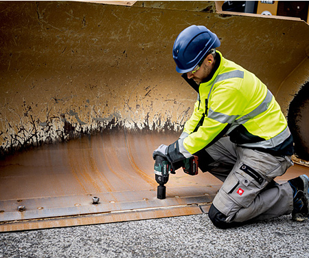 Акумуляторний ударний гайковерт METABO SSW 18 LTX 1750 BL (Каркас)