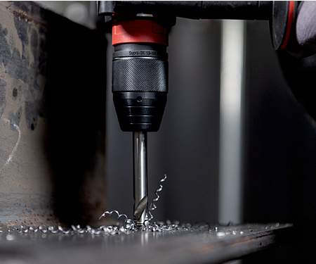 Аккумуляторная дрель-шуруповерт METABO BS 18 LTX-3 BL Q I Metal (Каркас, metaBOX 145 L)