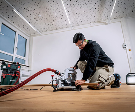 Торцювальна пила METABO KS 216 M