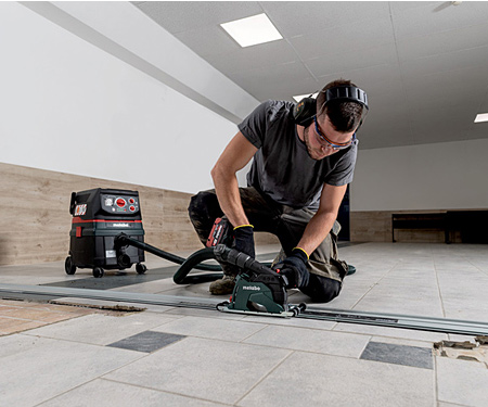 Акумуляторна болгарка METABO W 18 LT BL 11-125 (Каркас)