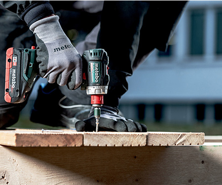 Аккумуляторная дрель-шуруповерт METABO BS 18 L BL Quick