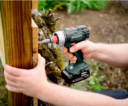 Аккумуляторная дрель-шуруповерт METABO BS 18 L Quick