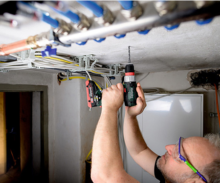 Аккумуляторная дрель-шуруповерт METABO SB 18 L Quick