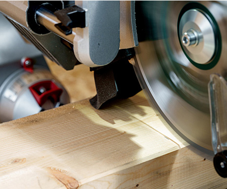 Торцювальна пила METABO KGSV 216 MC