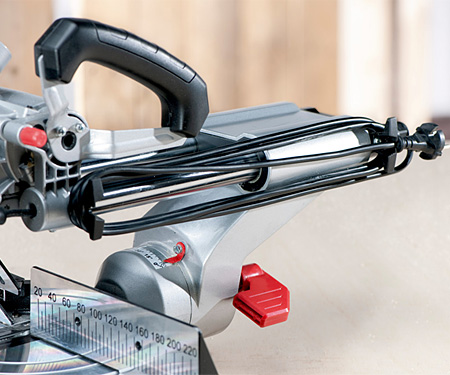 Торцювальна пилка METABO KGS 216 M GL