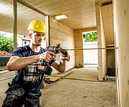 Аккумуляторный шуруповерт METABO BS 18 LTX BL Q I (5,2 Ач)