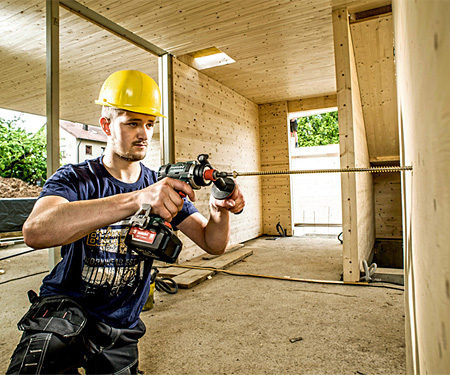 Аккумуляторный шуруповерт METABO BS 18 LTX BL Q I (4,0 Ач)