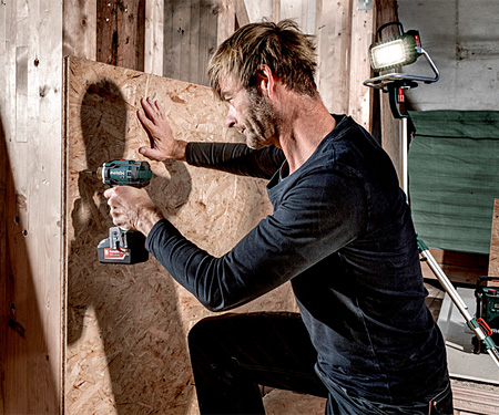 Аккумуляторный шуруповерт METABO BS 18 LTX Quick (4,0 Ач) 