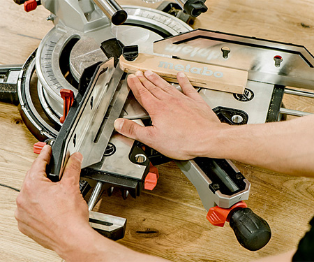 Торцовочная пила METABO KGSV 72 Xact SYM