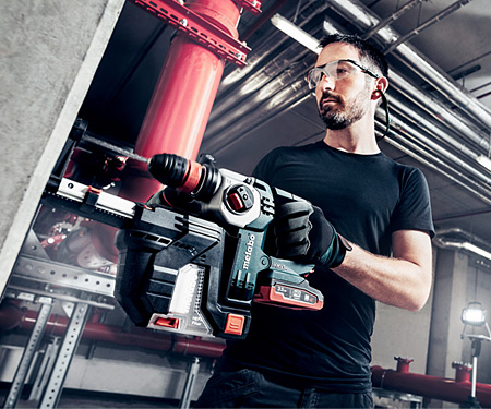 Акумуляторний перфоратор METABO KHA 18 LTX BL 24 Quick Set ISA (5,5 Агод)