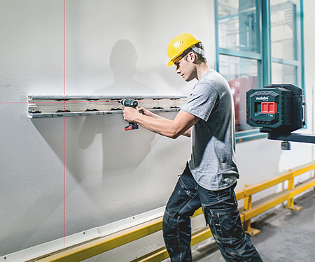 Лазерный линейный нивелир METABO KLL 2-20