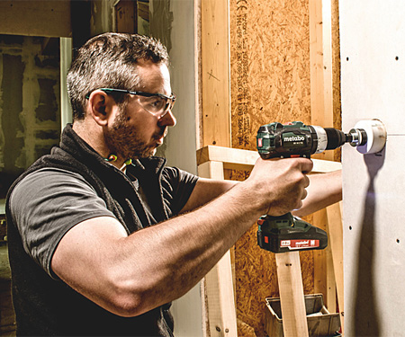 Аккумуляторный шуруповерт METABO SB 18 LT BL