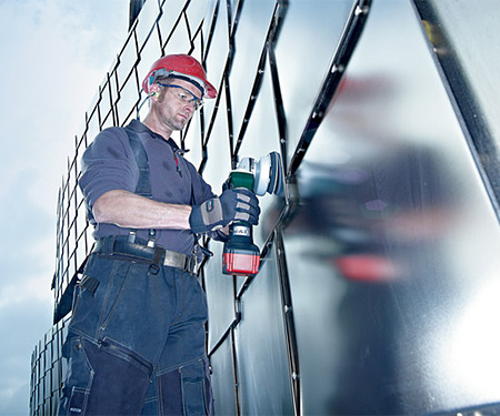 Акумуляторна кутова шліфмашина METABO W 18 LTX 125 Quick Inox Set